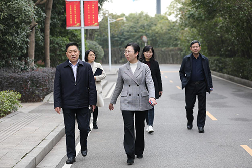 株洲职教园管理办党组书记、主任胡炯到平博app官方版下载调研