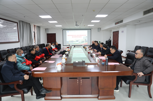 平博app官方版下载举行2024年退休教师欢送会